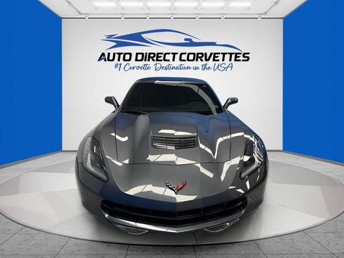 Used 2018 Chevrolet Corvette Stingray Coupe w/ Carbon Flash Badge Package RWD image 31