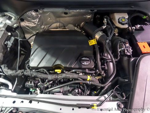 Used 2024 Chevrolet Trax LS w/ Driver Confidence Package image 29