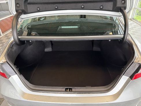 Used 2024 Toyota Camry SE FWD image 10