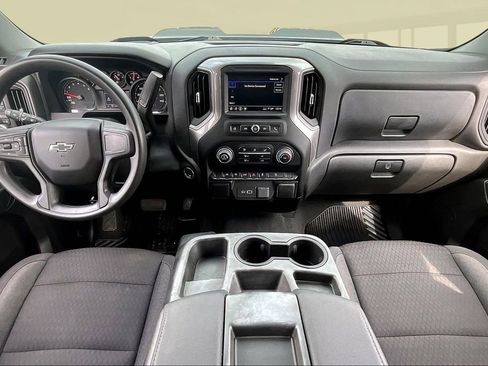 Used 2022 Chevrolet Silverado 1500 Custom Trail Boss AWD/4WD image 8