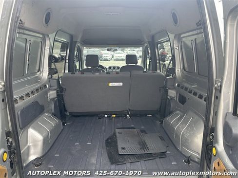 Used 2011 Ford Transit Connect XLT image 29