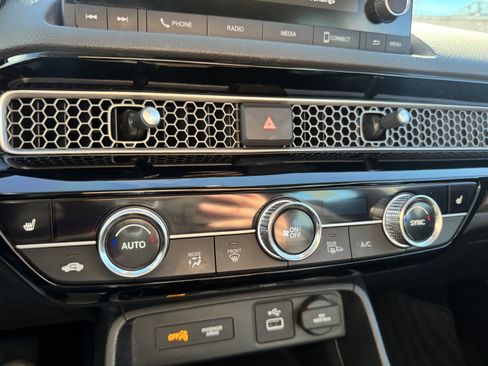 Used 2024 Honda Civic EX-L image 26