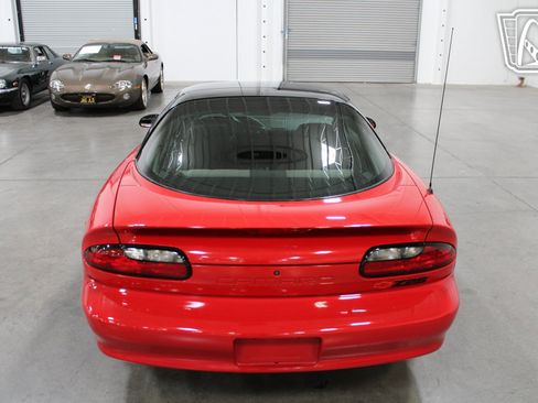 Used 1993 Chevrolet Camaro Z28 RWD image 9
