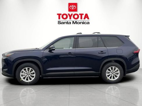 New 2026 Toyota Grand Highlander AWD Hybrid image 8
