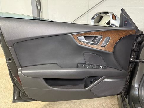 Used 2013 Audi S7 Prestige w/ Innovation Pkg image 12