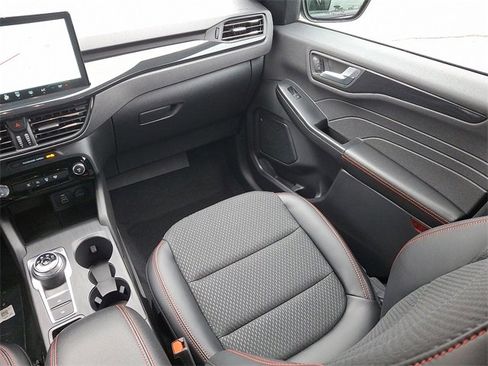 New 2026 Ford Escape ST-Line w/ Tech Pack #1 image 11