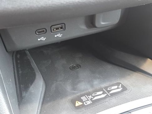 New 2026 Buick Envista Sport Touring w/ Convenience I Package FWD image 27