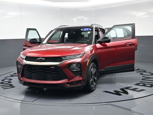 Certified 2023 Chevrolet TrailBlazer RS w/ Convenience Package image 22