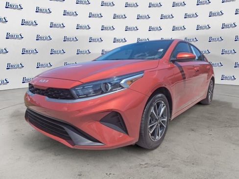 Used 2023 Kia Forte LXS FWD image 7