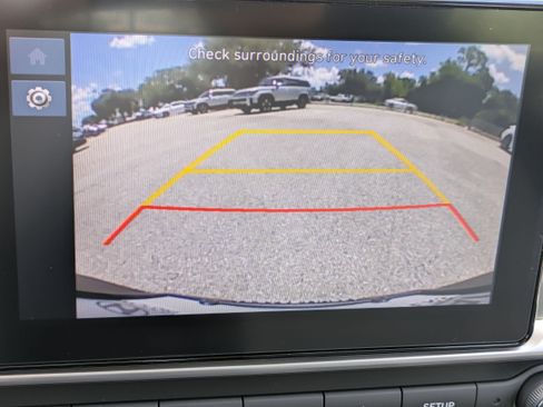 New 2026 Hyundai Venue SEL FWD image 24