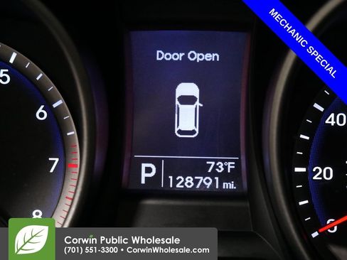 Used 2013 Hyundai Santa Fe GLS w/ Popular Equipment Pkg AWD/4WD image 3