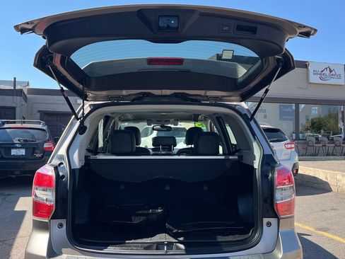 Used 2015 Subaru Forester 2.5i Touring w/ Eyesight & Navigation System AWD/4WD image 24