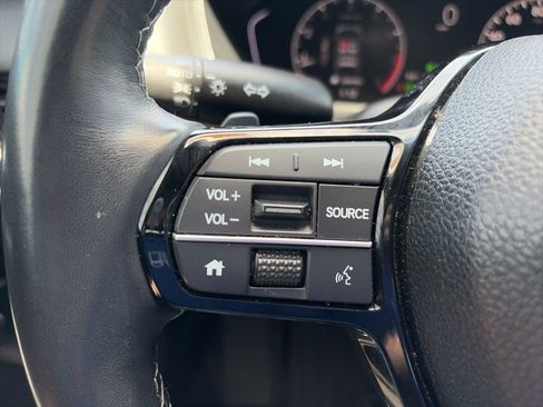 Used 2024 Honda Civic Sport image 16