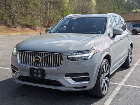 Used 2024 Volvo XC90 T8 Plus w/ Protection Package Premier AWD/4WD image 5