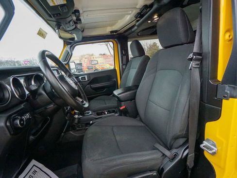 Used 2021 Jeep Wrangler Sport AWD/4WD image 13