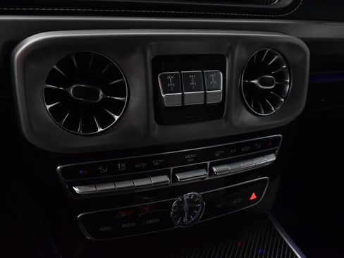 Certified 2022 Mercedes-Benz G 63 AMG 4MATIC image 23