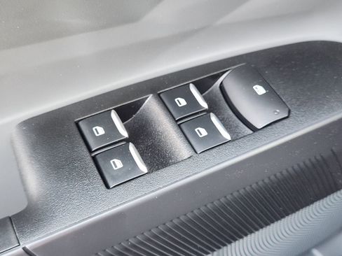 New 2026 Ford Maverick XL image 22