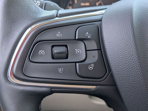 Used 2023 Buick Envision Preferred AWD/4WD image 17