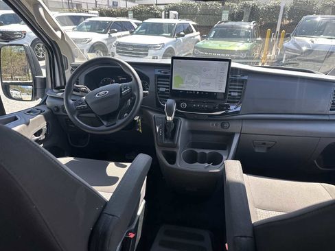 Used 2024 Ford Transit 350 XLT RWD image 22