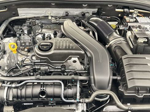 Used 2024 Volkswagen Jetta S image 11