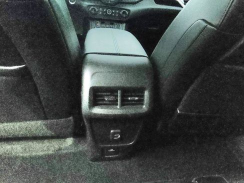 Used 2021 GMC Terrain SLT AWD/4WD image 24
