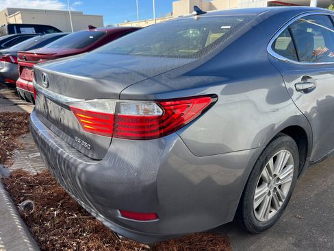 Used 2013 Lexus ES 350 350 w/ Premium Pkg image 9