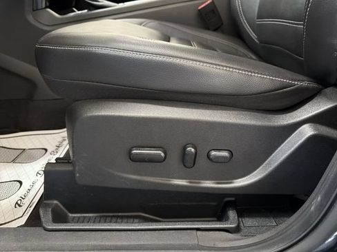 Used 2019 Ford Escape Titanium AWD/4WD image 12