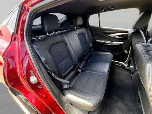 Used 2025 Buick Envista Preferred FWD image 20