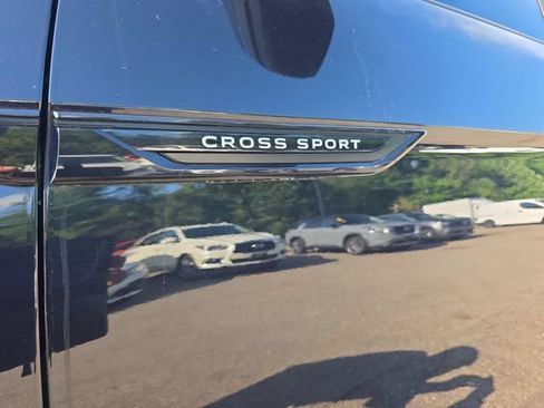 Used 2022 Volkswagen Atlas Cross Sport SEL R-Line AWD/4WD image 28
