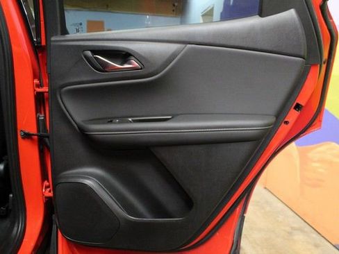 Certified 2025 Chevrolet Blazer LT image 11