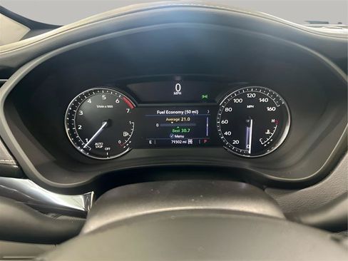 Used 2020 Cadillac XT4 Luxury w/ Cold Weather Package AWD/4WD image 18