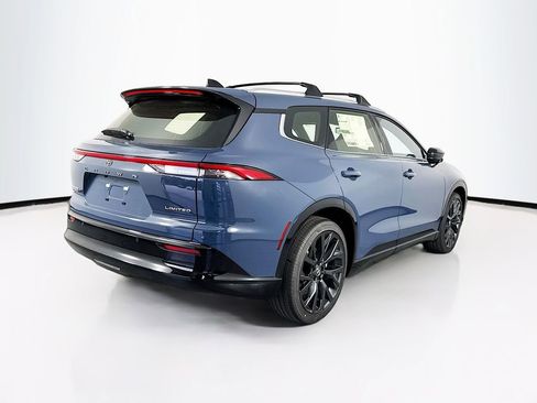 New 2026 Toyota Crown Signia image 9