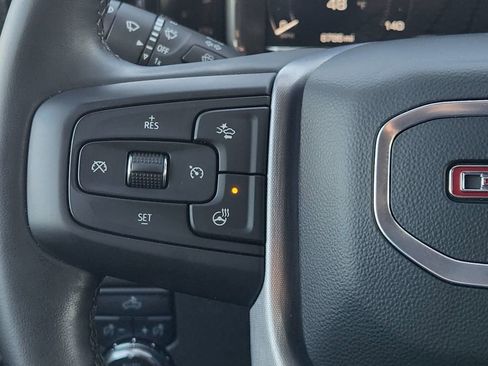 Used 2024 GMC Sierra 1500 SLE image 27