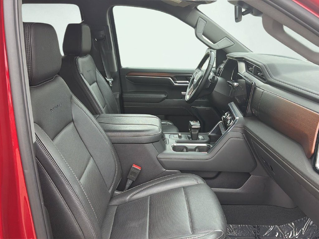 Used 2024 GMC Sierra 1500 Denali AWD/4WD image 14