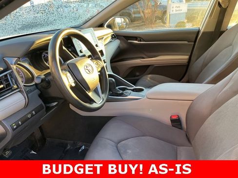 Used 2021 Toyota Camry LE image 7