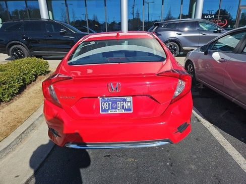 Used 2019 Honda Civic EX image 8