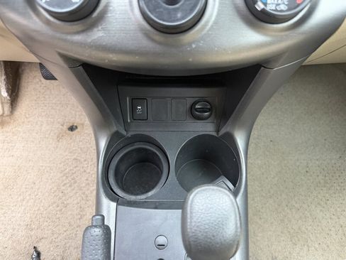 Used 2011 Toyota RAV4 4WD w/ Base L4 Extra Value Pkg image 51