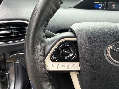 Used 2017 Toyota Prius Prime Plus FWD image 19
