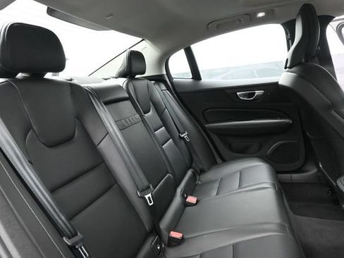Used 2023 Volvo S60 B5 Core w/ Climate Package FWD image 29