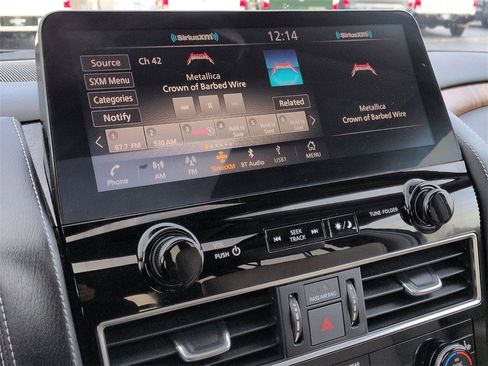 Used 2024 Nissan Armada SL w/ Captain's Chairs Package image 12