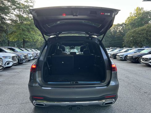 Certified 2025 Mercedes-Benz GLS 450 4MATIC image 9