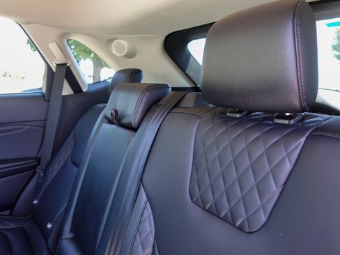 Used 2024 Ford Edge Titanium image 23