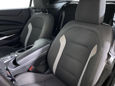 Certified 2018 Chevrolet Camaro SS RWD image 10