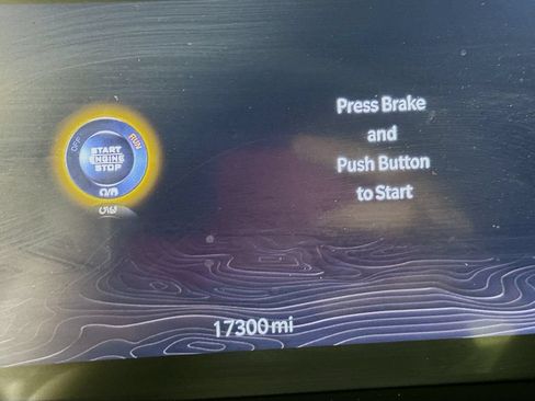 Certified 2025 Jeep Grand Cherokee Limited w/ Luxury Tech Group II AWD/4WD image 21