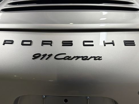 Used 2012 Porsche 911 Carrera image 12