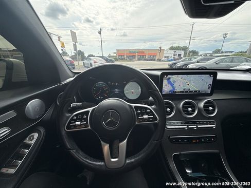 Used 2020 Mercedes-Benz GLC 300 4MATIC Coupe image 22