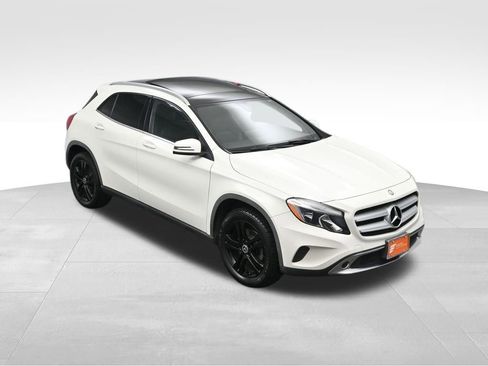 Used 2017 Mercedes-Benz GLA 250 GLA 250 image 49
