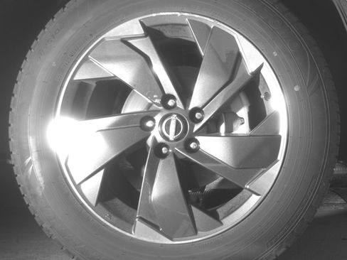 Used 2025 Nissan Rogue SV AWD/4WD image 13