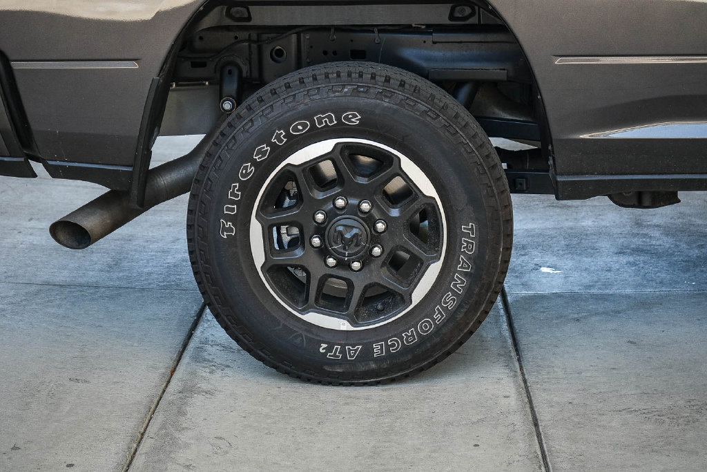 Used 2026 RAM 2500 Laramie AWD/4WD image 11
