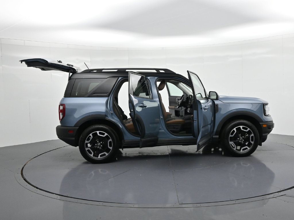 Certified 2024 Ford Bronco Sport Outer Banks w/ Tech Package AWD/4WD image 23